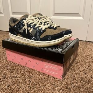 Travis Scott Nike SB
